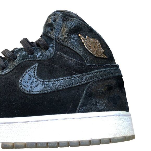 RARE 2016 Nike Air Jordan 1 Retro High Heiress Black Suede Size 6 - Picture 13 of 16